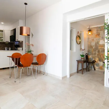 Castillos-1 By Interhome Apartamento